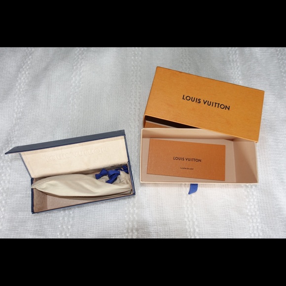 Authentic Louis Vuitton City Mask Sunglasses - Picture 6 of 7